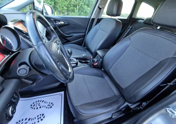 Opel Astra cena 26900 przebieg: 169422, rok produkcji 2014 z Częstochowa małe 191